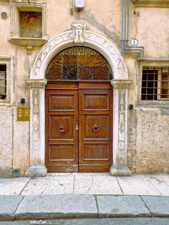 ורונה Suite Antico Seminario מראה חיצוני תמונה